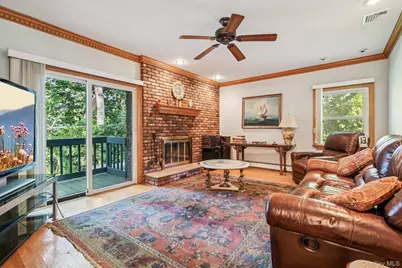 22 Reynolds Road, Glen Cove, NY 11542 - Photo 8