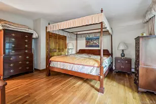 22 Reynolds Rd, Glen Cove, NY 11542 - Photo 10