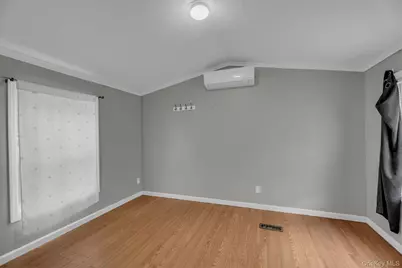 1795 Osborn Avenue #54, Riverhead, NY 11901 - Photo 8