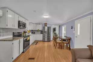 1795 Osborn Ave, Riverhead, NY 11901 - Photo 14