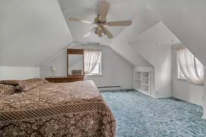 34 Heath Place, Hempstead, NY 11550 - Photo 12