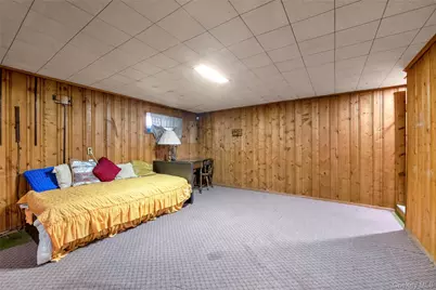 34 Heath Place, Hempstead, NY 11550 - Photo 16