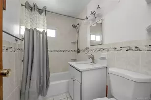 34 Heath Pl, Hempstead, NY 11550 - Photo 10