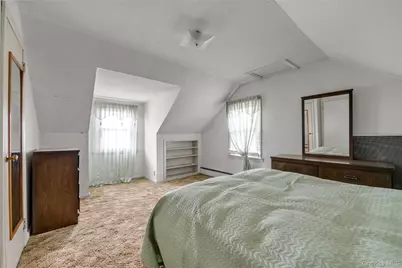 34 Heath Place, Hempstead, NY 11550 - Photo 14