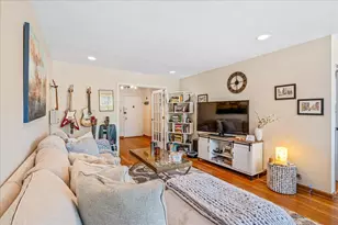 211-10 18th Ave, Bayside, NY 11360 - Photo 16