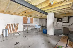 685 South St, Newburgh, NY 12550 - Photo 10