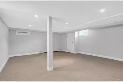 3621 Regent Lane, Wantagh, NY 11793 - Photo 20