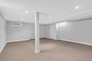 3621 Regent Ln, Wantagh, NY 11793 - Photo 20