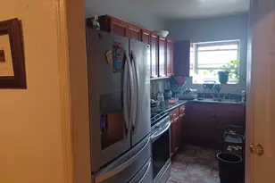 177-10 Troutville Rd, Jamaica, NY 11434 - Photo 4