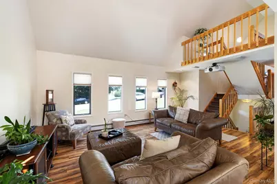 34 Rockwood Drive, Newburgh, NY 12550 - Photo 10