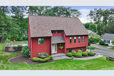 34 Rockwood Drive, Newburgh, NY 12550 - Photo 2