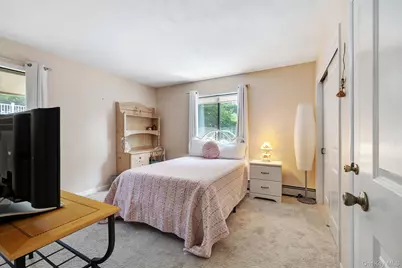 34 Rockwood Drive, Newburgh, NY 12550 - Photo 18