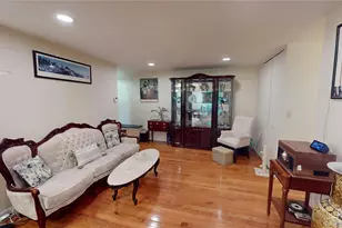 2 Fountain Ln, Scarsdale, NY 10583 - Photo 4