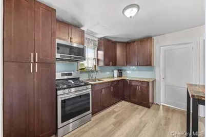 930 Morris Park Avenue, Bronx, NY 10462 - Photo 8