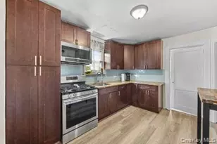 930 Morris Park Ave, Bronx, NY 10462 - Photo 8