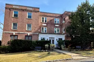 1 Ascot Ridge, Great Neck, NY 11021 - Photo 10