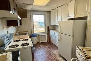 1 Ascot Ridge, Great Neck, NY 11021 - Photo 6