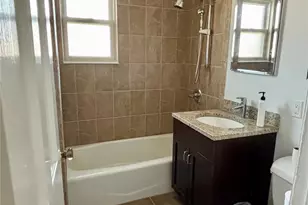 1 Ascot Ridge, Great Neck, NY 11021 - Photo 8