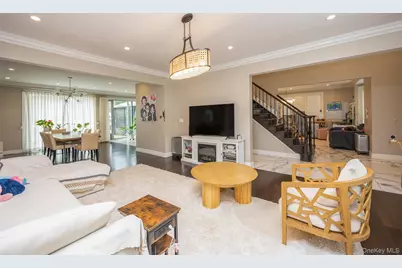 90 Baker Hill Road, Great Neck, NY 11023 - Photo 6