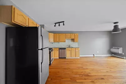 10 Pennyfield Avenue #8B, Bronx, NY 10465 - Photo 18