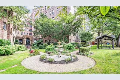 8 Barstow Road #7H, Great Neck, NY 11021 - Photo 22