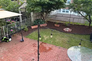 61-56 70th St, Middle Village, NY 11379 - Photo 18