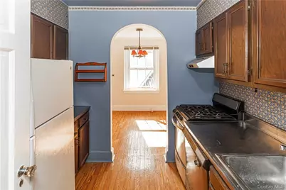 270 Bronxville Road #B63, Bronxville, NY 10708 - Photo 12