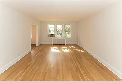 270 Bronxville Road #B63, Bronxville, NY 10708 - Photo 8