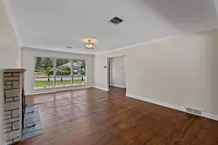 51 Loockerman Ave, Poughkeepsie, NY 12601 - Photo 10