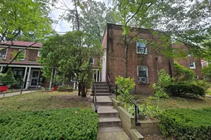 150-14 Geothals Ave, Briarwood, NY 11432 - Photo 6