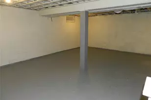 39 W 3rd St, Patchogue, NY 11772 - Photo 14