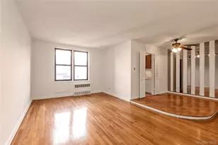 141-05 Pershing Crescent, Briarwood, NY 11432 - Photo 8