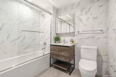 3436 Kingsbridge Avenue #4B, Bronx, NY 10463 - Photo 6