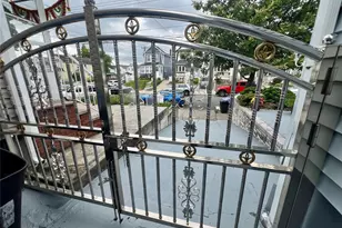 93-53 207th St, Queens Village, NY 11428 - Photo 36