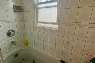 93-53 207th St, Queens Village, NY 11428 - Photo 18