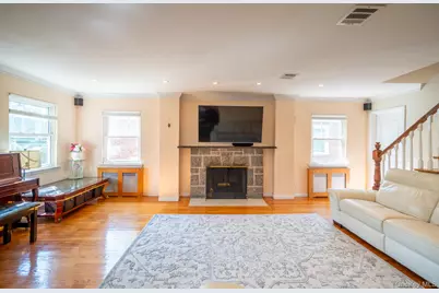 75-22 186th Street, Fresh Meadows, NY 11366 - Photo 4