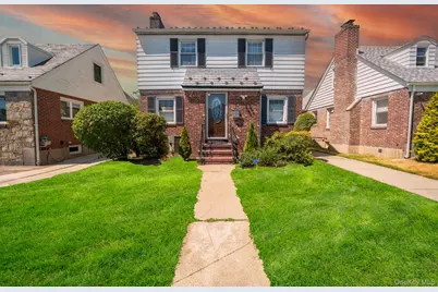 75-22 186th Street, Fresh Meadows, NY 11366 - Photo 2