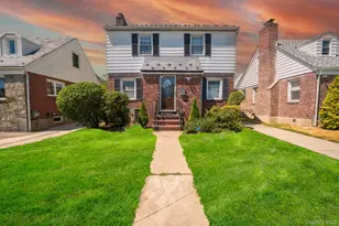 75-22 186th St, Fresh Meadows, NY 11366 - Photo 2