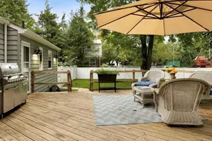 240 Plainview Rd, Woodbury, NY 11797 - Photo 16