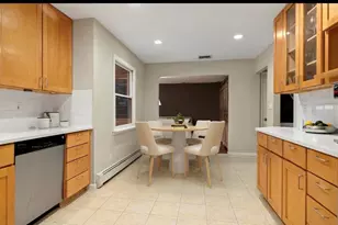 240 Plainview Rd, Woodbury, NY 11797 - Photo 4