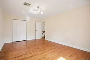 82-43 213th St, Hollis, NY 11427 - Photo 16