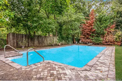 8 Kenswick Lane, Huntington Station, NY 11746 - Photo 26