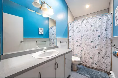 8 Kenswick Lane, Huntington Station, NY 11746 - Photo 16