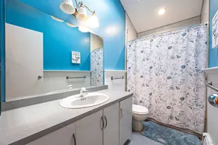 8 Kenswick Ln, Huntington Station, NY 11746 - Photo 16