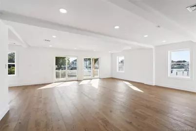 771 S 9th Street, Lindenhurst, NY 11757 - Photo 8