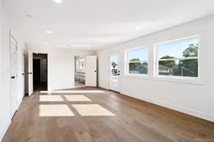 771 S 9th St, Lindenhurst, NY 11757 - Photo 22