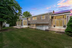 324 Durkee Ln, Patchogue, NY 11772 - Photo 2