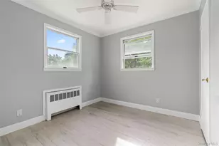 324 Durkee Ln, Patchogue, NY 11772 - Photo 28