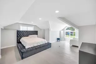 54 Pine Hill Ln, Dix Hills, NY 11746 - Photo 24