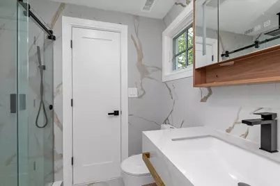 439 Bayview Avenue, Cedarhurst, NY 11516 - Photo 22